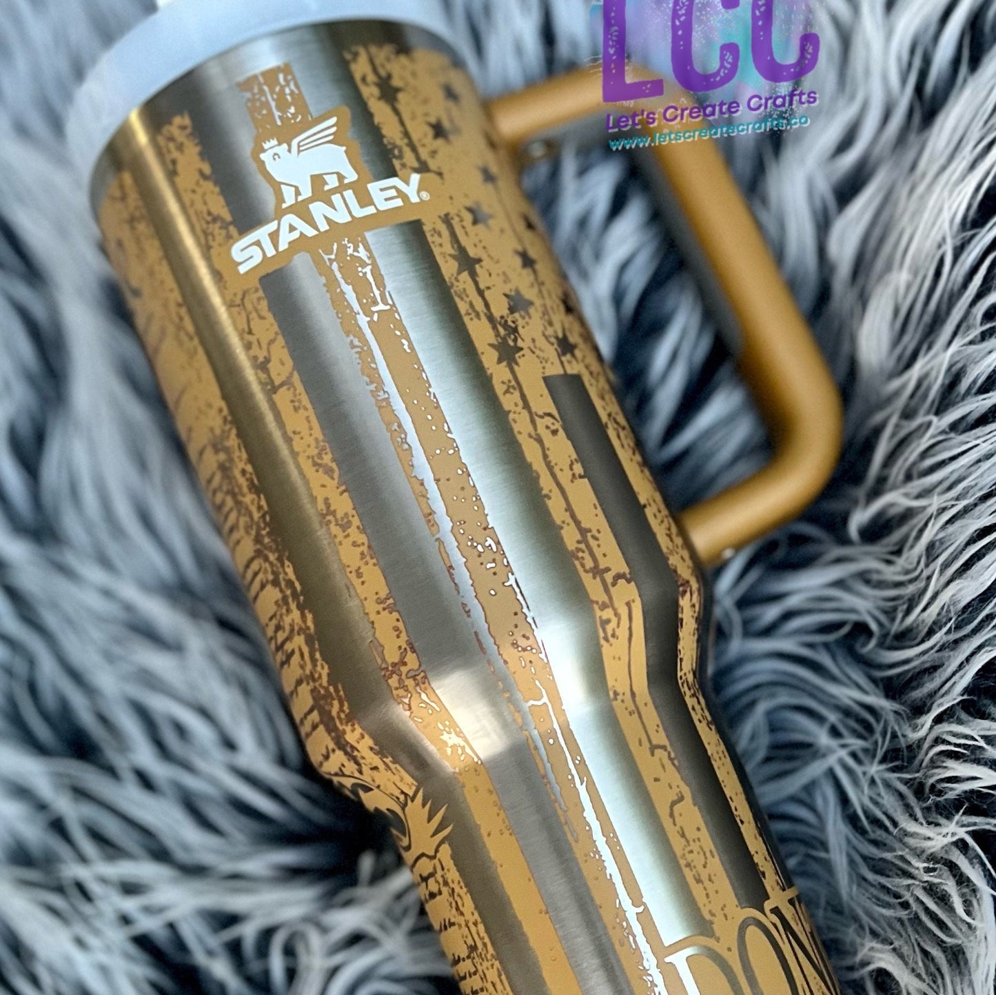 40oz Flag / We the People / Don't Tred on Me Engraved Quencher Tumbler w/ Handle / Gifts for Father, Dad, Stepdad, birthday graduation, fall